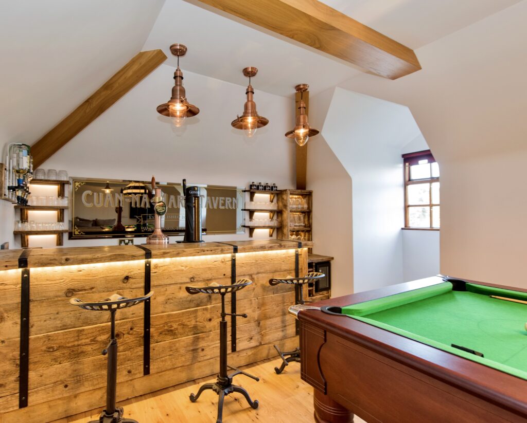 cuan game room pool table