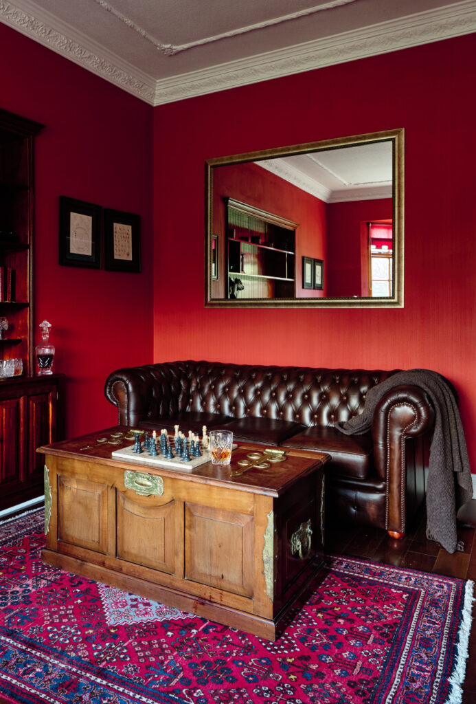 Drawing room red room