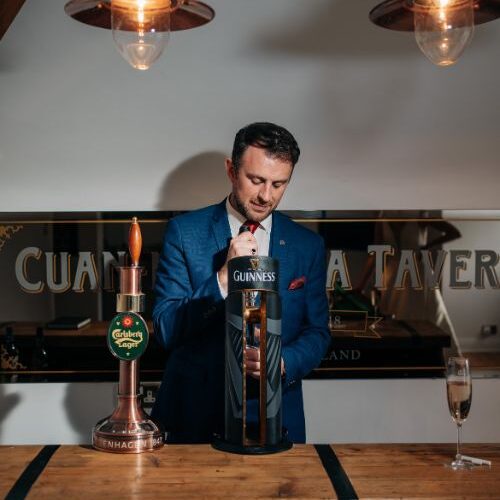 bar
